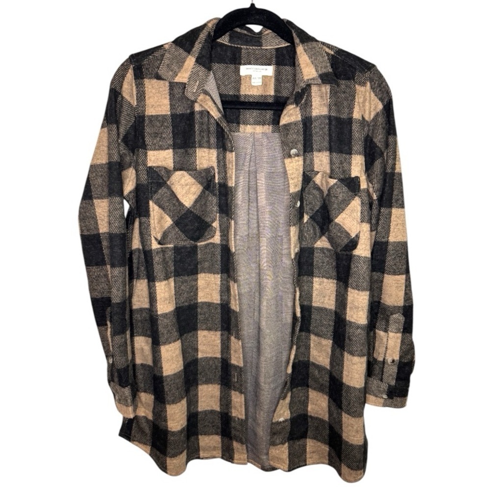 Beachlunchlounge Black and Tan Tyler Flannel Tunic Shirt - Picture 2 of 8
